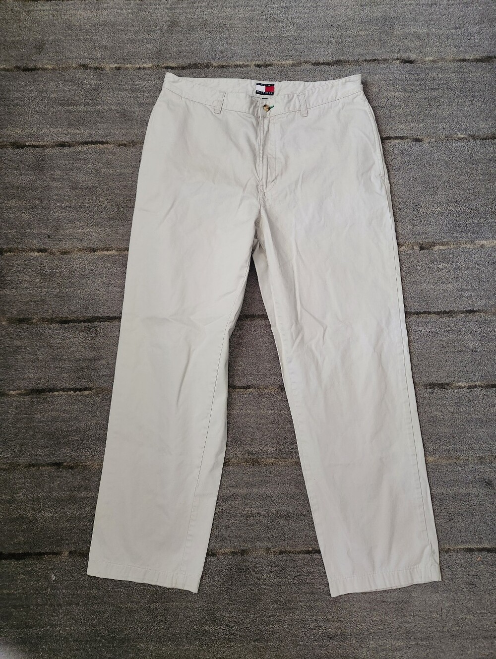 Tommy Hilfiger Men's Light Khaki Chino Pants